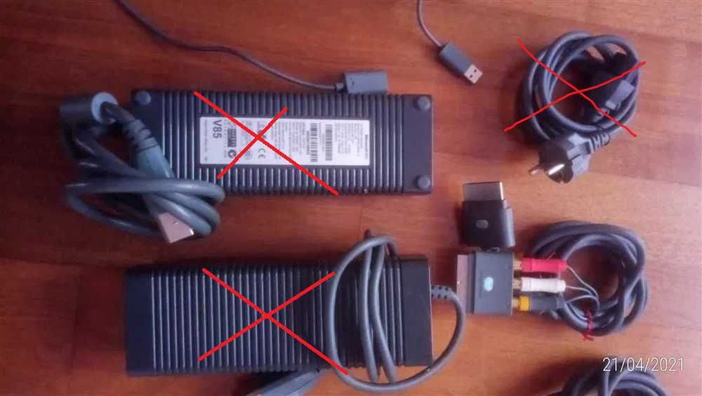 Xbox 360 - Placa Wireless + Phones + Scart + Orb + Adaptador Kinect