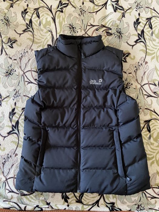 Пухова жилетка Jack Wolfskin Stormlock Active (Розмір L) / Жіноча