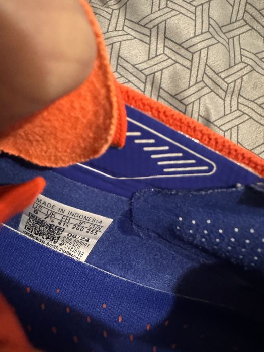 Продам бутсы adidas predator elite