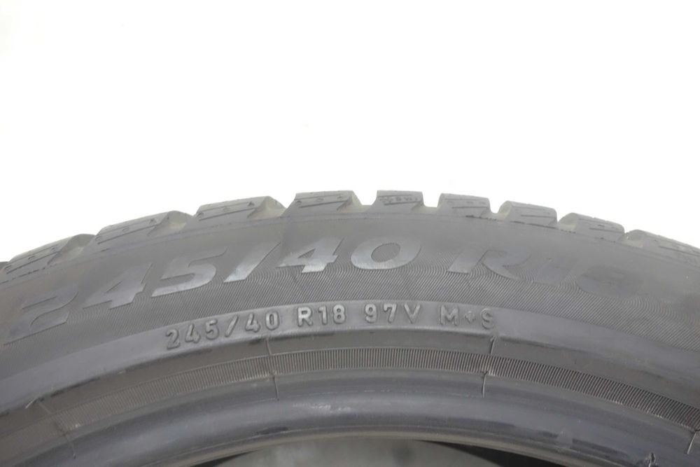 Opony zimowe 245/40/18 - PIRELLI Sotto Zero 3 MO XL