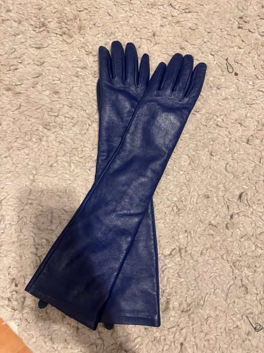 Продам , шубку , перчатки