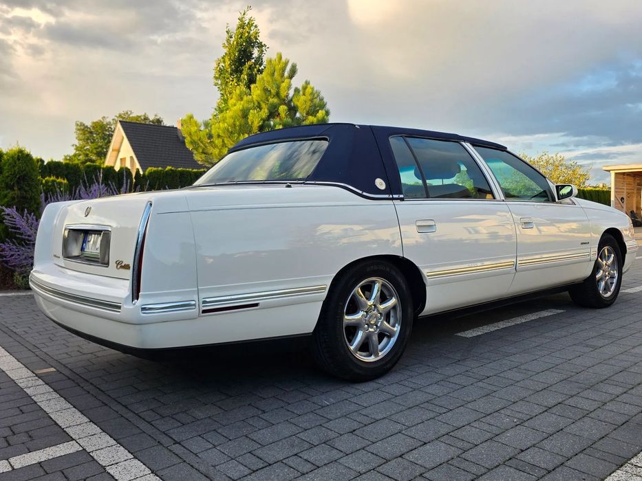 Cadillac Deville Cadillac Deville 4,6 V8 Landau tylko 177tys km