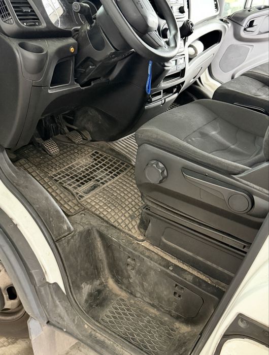 Mobilna myjnia ciężarówek, busów i flot