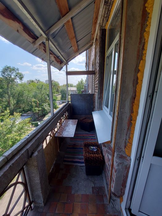 Продам гостинку парк Артема ул. Дизельная