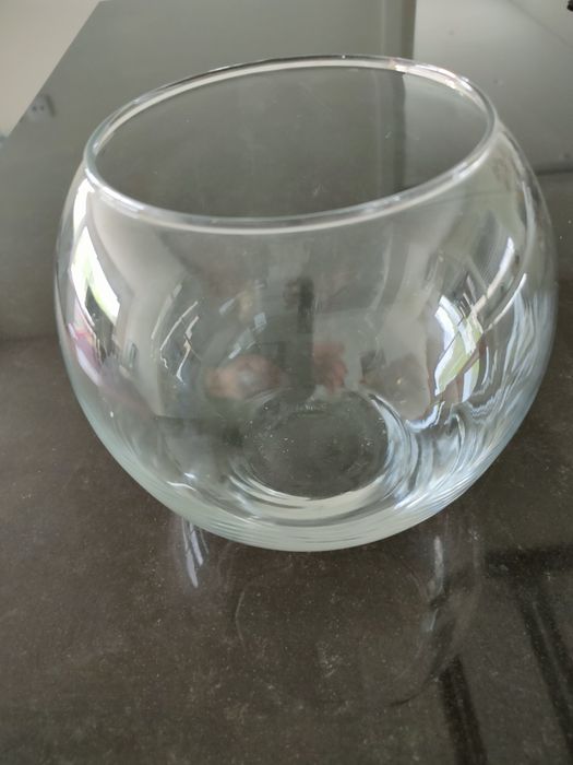 Conjunto de porta velas e aquário.