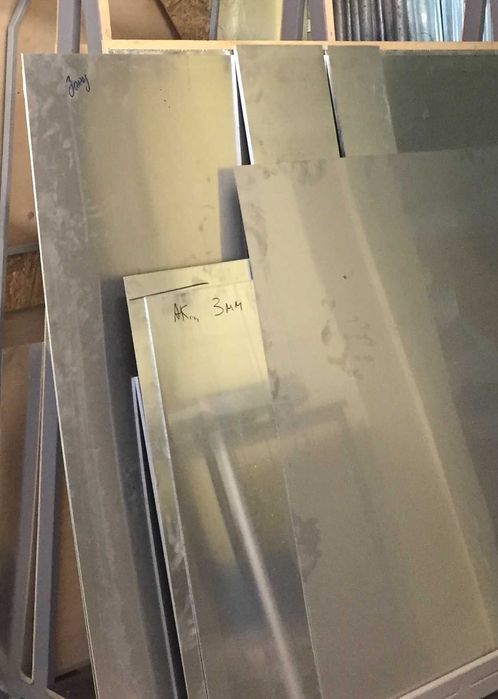 алюминиевый лист т.1-30мм размеры любые   Плиты дюраль Заготовки Круги