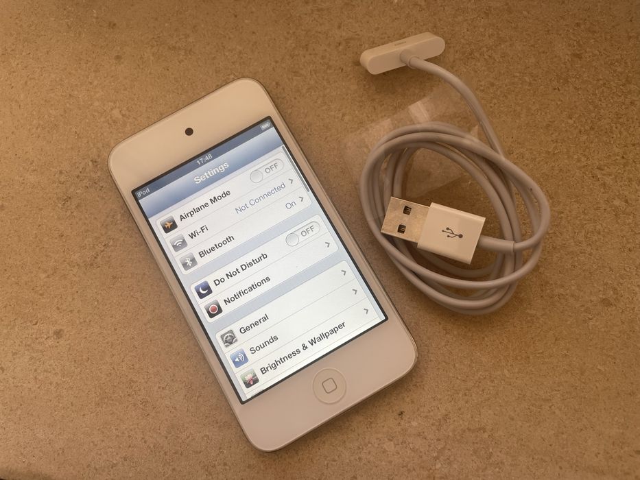 Iopd touch 16gb gen.4 apple