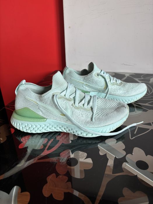 Buty do biegania Nike z siateczki miętowe r.41