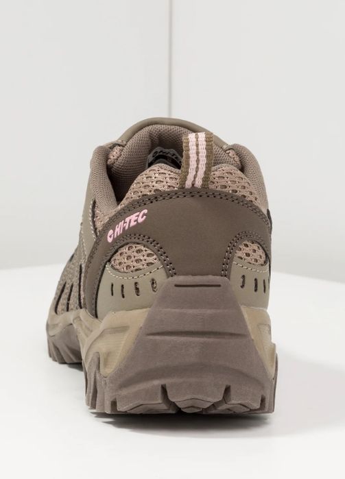 Кросівки Hi-tech  42 розмір