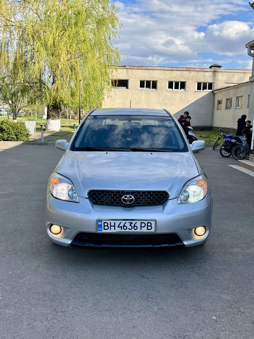 Продам Toyota Matrix 1.8л. Автомат.