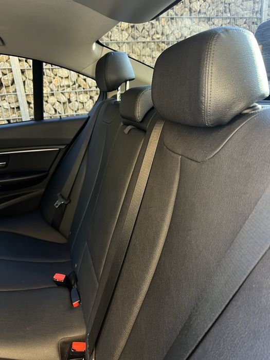 Автомобіль Бмв ф30 328і
