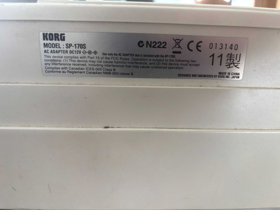 piano Korg Branco sp-1705