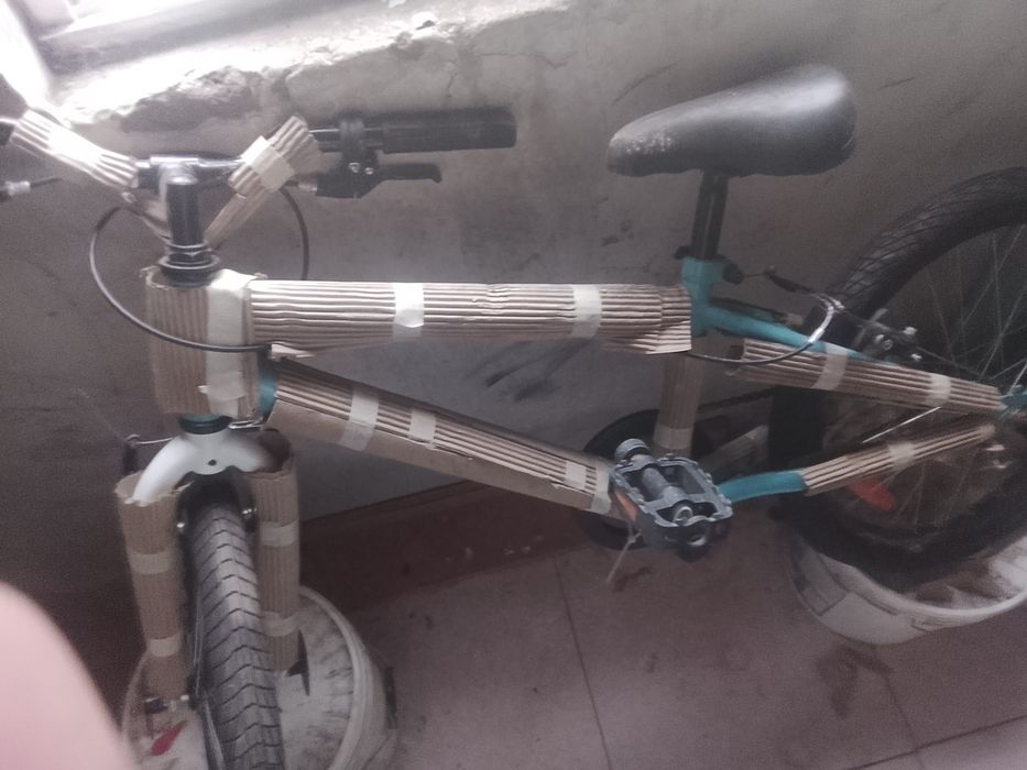 Vendo bicicleta nova