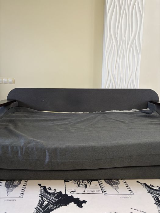 Диван б/у продам 160 на 200