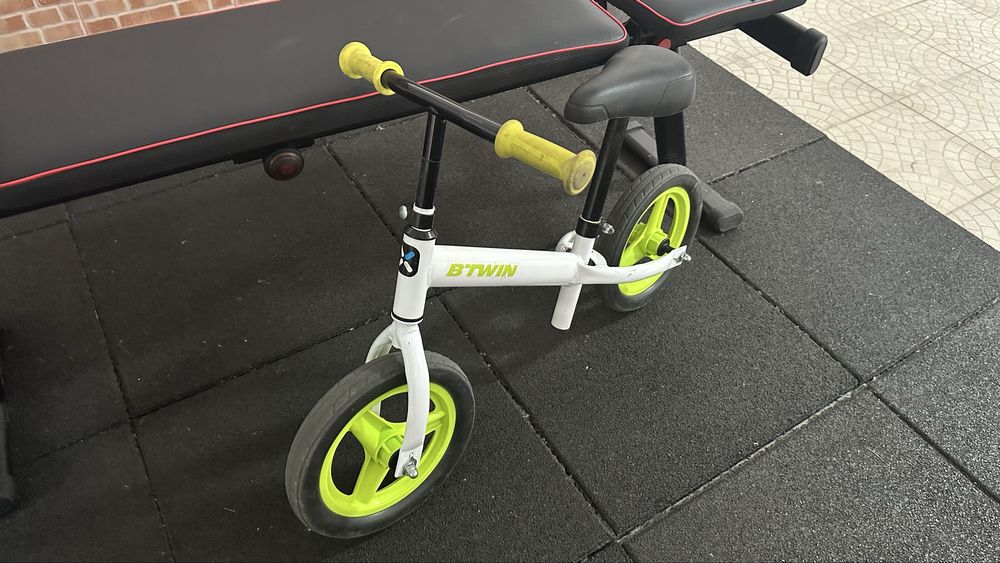 Bicicleta de Equilíbrio Criança