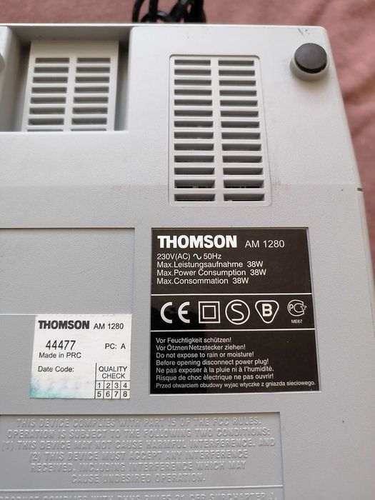 Wieża thomson kaseta nie sprawna.