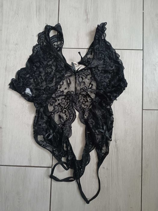 Body koronkowe bielizna