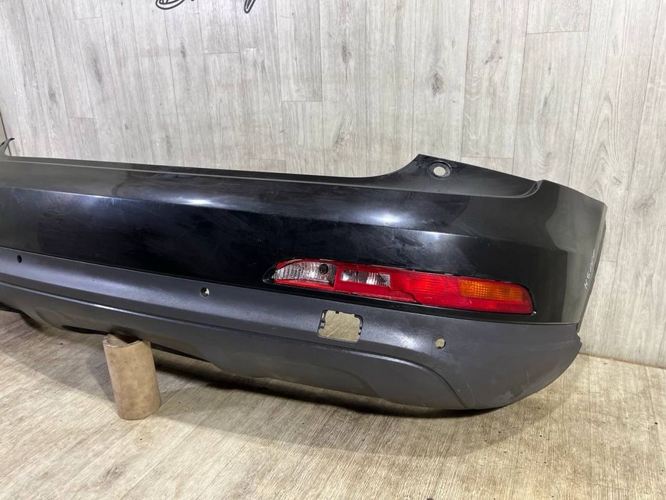 Бампер задний Audi Q3 / 2010 2011 2012 2013 2014 2015 г. / 8U0807511C