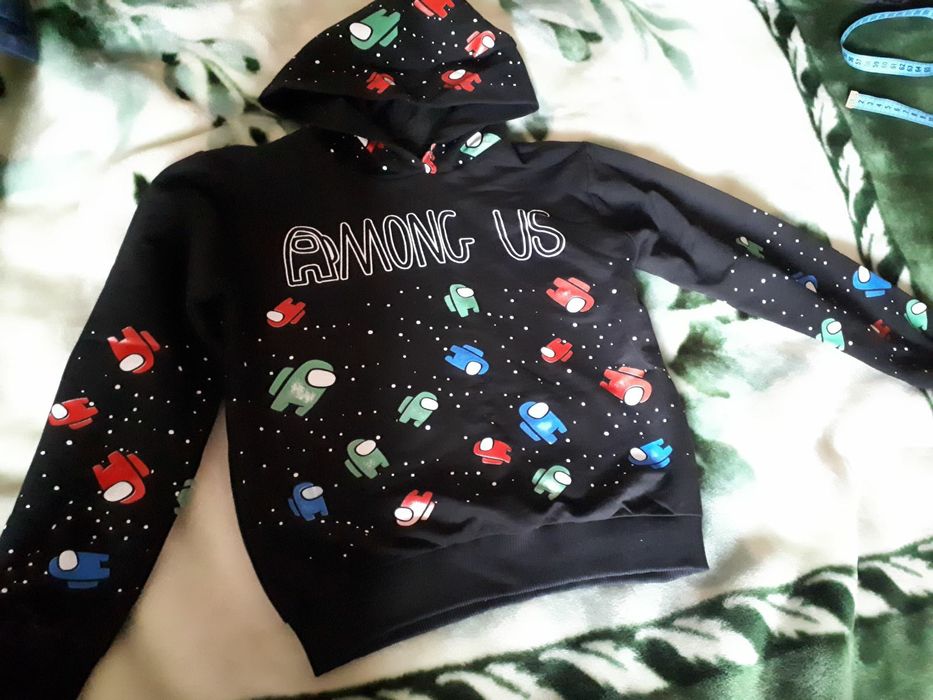 Кофта світшоп  Among Us на 6-7 років.