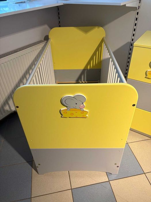 Piękny komplet mebli GLUCK MYSZKI, nowy, tylko rozłożony.