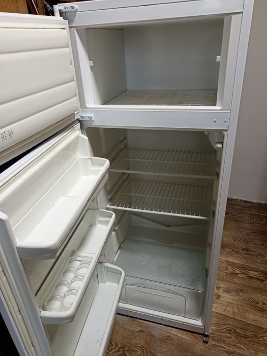 Продам холодильник Candy