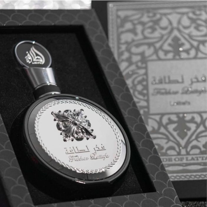 Lattafa Fakhar Black EDP 100ml NOVO