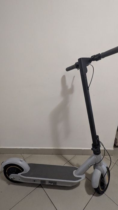 Електросамокат Xiaomi Ninebot KickScooter MAX G30LE
