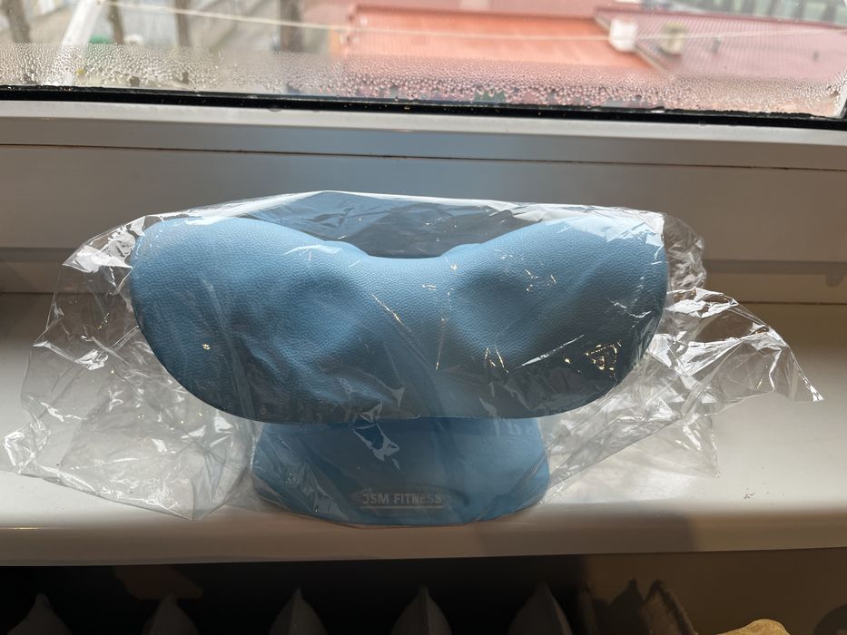 Przyrząd do rozciągania mięśni karku