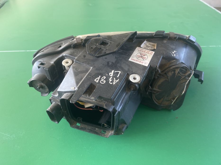 Фари передні ліва фара ауді а3 p audi a3 8p 03-12