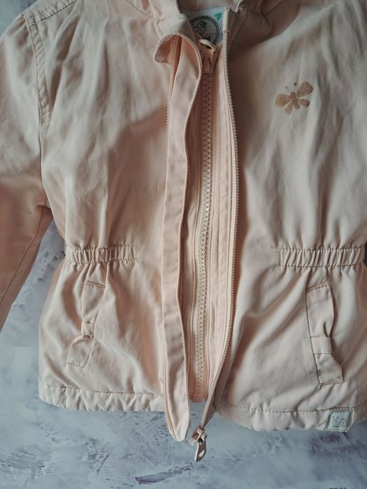 Jesienna kurteczka C&A 86 podwójny zamek