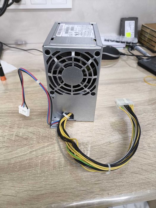 Блок живлення Fujitsu DPS-300AB-56 A 300W (DPS-300AB-56 B) 80+ Gold