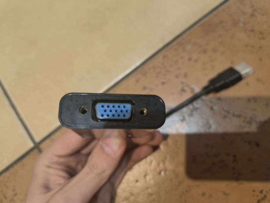 Sprzedam przejściówkę vga hdmi