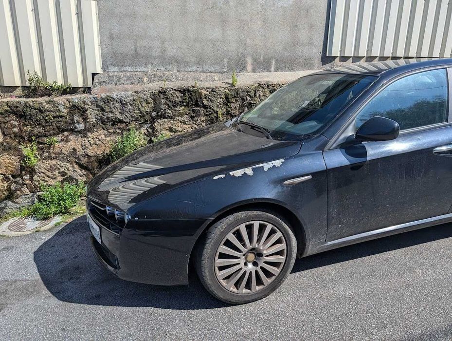 Alfa Romeo 159 versao carro de 2008 para peças