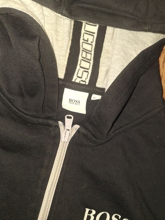 Кофта hugo boss чорна