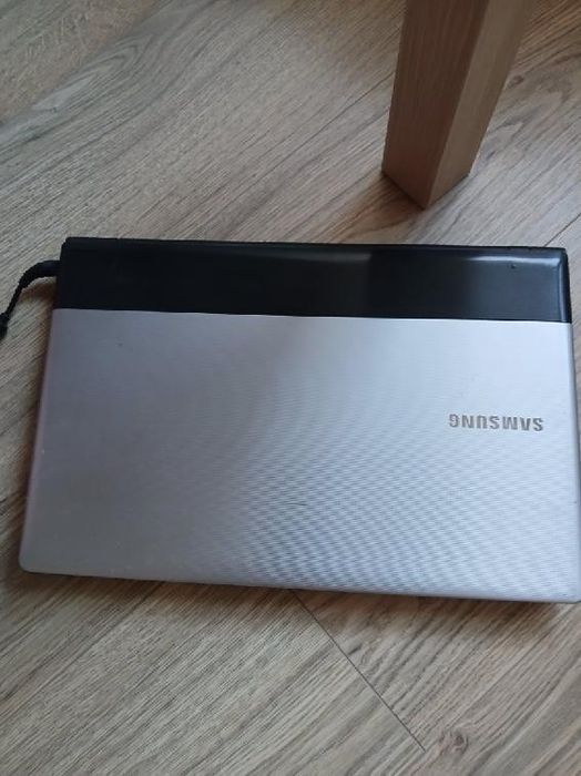 Samsung z serii NP300E