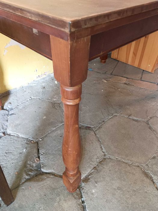 Stół prostokątny rozkładany brązowy