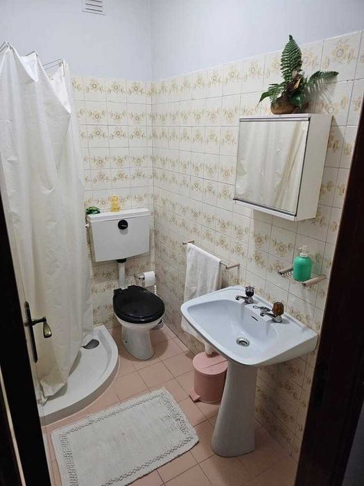 Quarto individual centro braga(despesas incluidas)