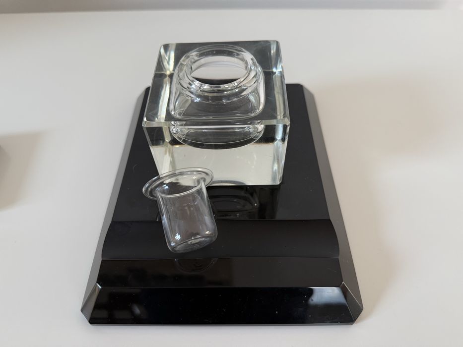 Kałamarz ze szkła fasetowanego w stylu art deco z lat 30-tych XX w.