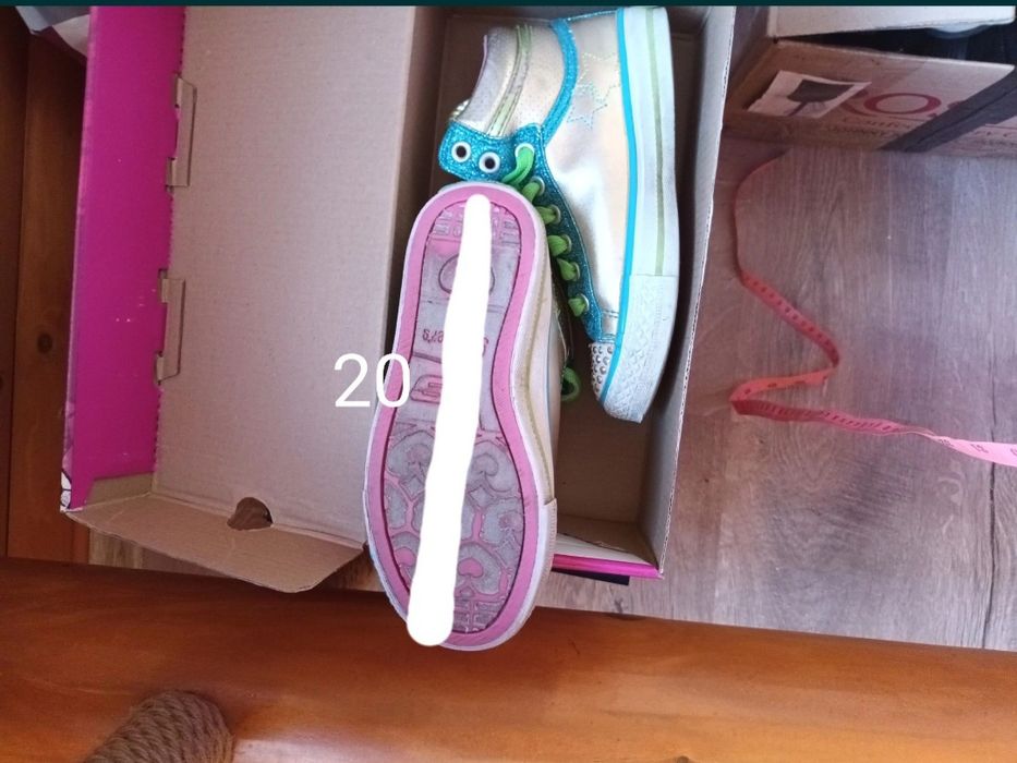 Обувь  детская     .