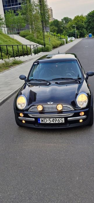 MINI ONE MINI One 1.6 | 2004 | 235 600 km