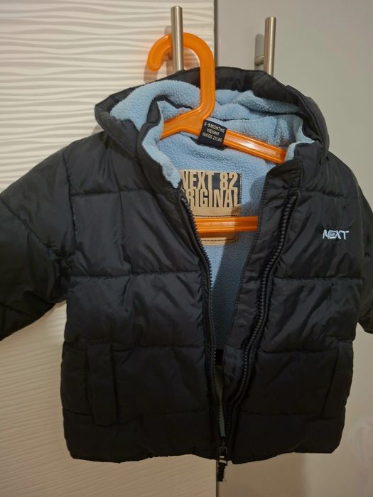 Kurtka zimowa chłopięca granatowa kurteczka NEXT r.74/80 na 6/9 mscy