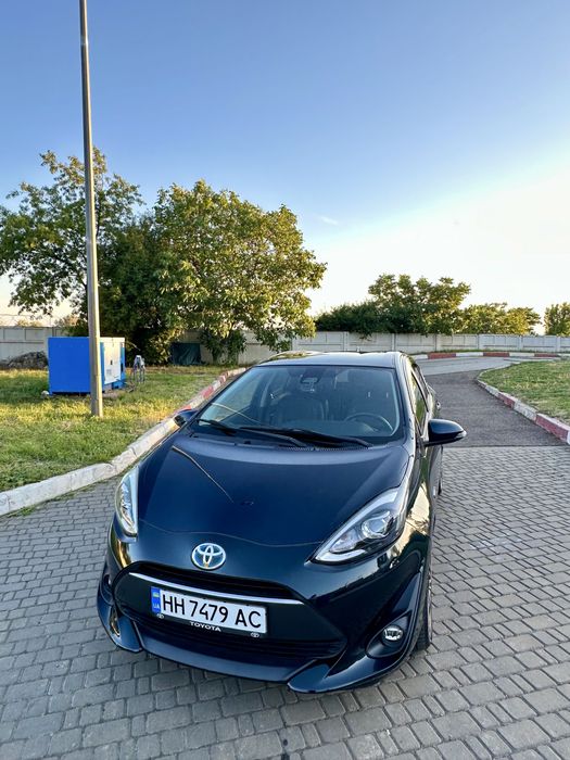 Продам Toyota Aqua