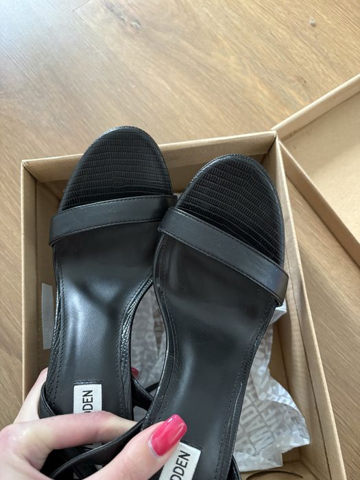 Steve Madden Worldly