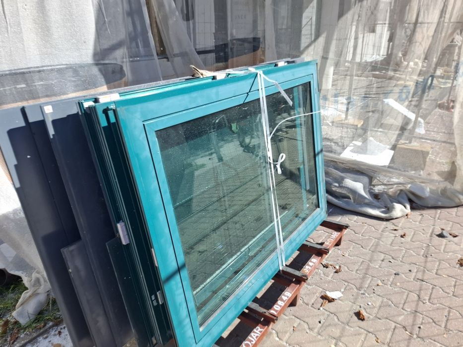 Sprzedam okno / okna aluminiowe 150x150