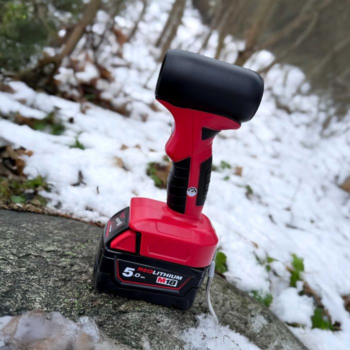 MOCNA Kompaktowa Dmuchawa Na Akumulator MILWAUKEE 18-21V + 2 Dysze !