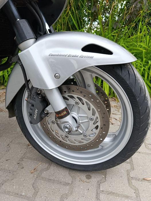 Honda Deauville 650 CBS Wilbers