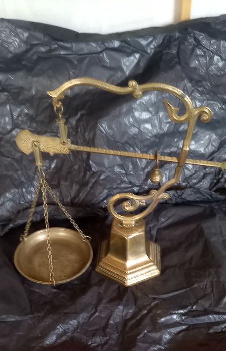 Balança antiga árabe