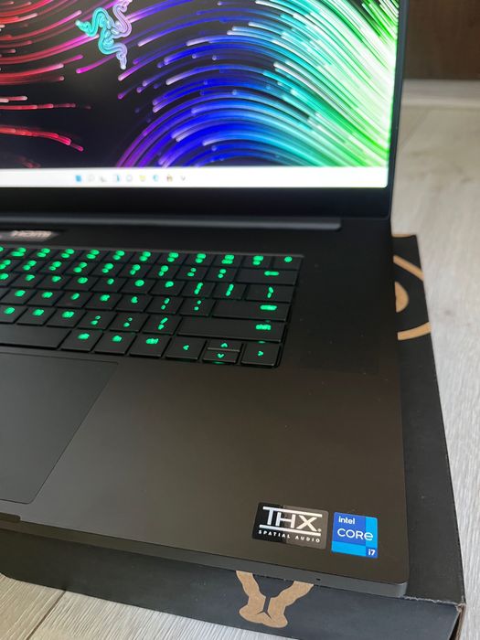 Игровий ноутбук/RAZER Blade 17.3" IPS 360Hz i7-12800H 16GB RAM 1TB SSD GeForce RTX3070Ti