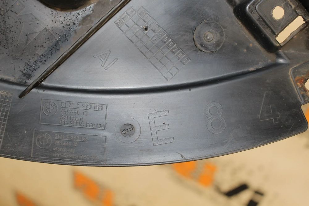 Cava roda frente esquerda BMW X1 (E84)