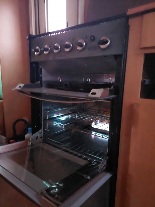 Lunar Lexon CS 2004 Караван, причеп кемпінг, дача на колесах